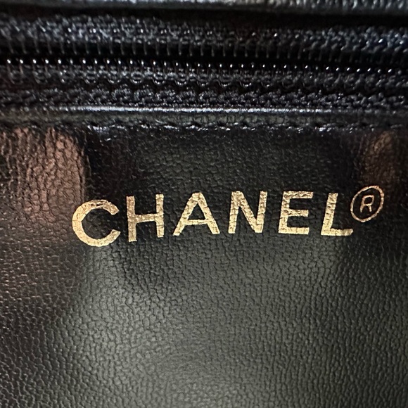 🖤Rare Chanel caviar, vintage vanity, cosmetic, toiletry bag - Picture 6 of 16